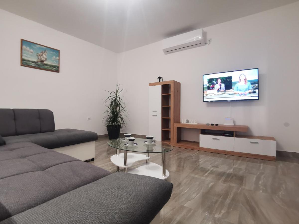 Mariva Apartments Lopar Ngoại thất bức ảnh