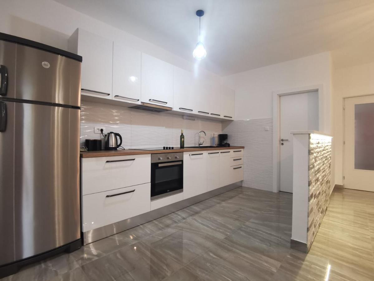 Mariva Apartments Lopar Ngoại thất bức ảnh